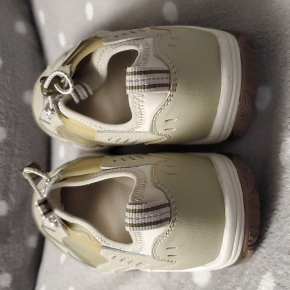 Bass - watershoes - Picture 4 of 11